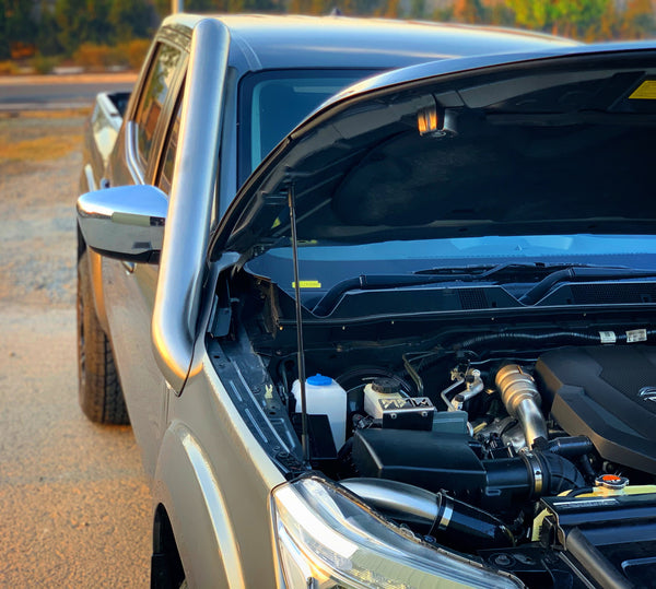NP300/D23 Navara (2014+) 4" Stainless Steel Snorkel Kit