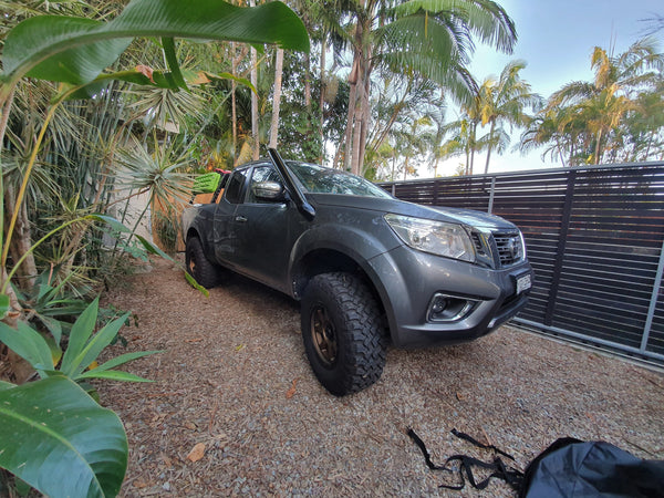 NP300/D23 Navara (2014+) 4" Stainless Steel Snorkel Kit